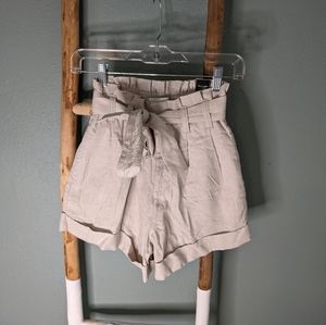 NWT Abercrombie & Fitch tie waist shorts XS